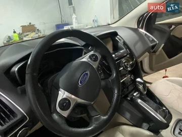 Авто Ford Focus 2012 № 8685388