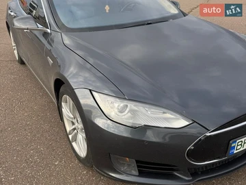 Авто Tesla Model S 2015 № 8685411