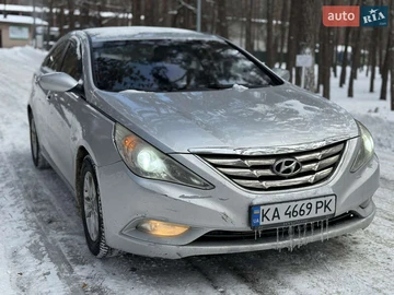 Авто Hyundai Sonata 2010 № 8685526