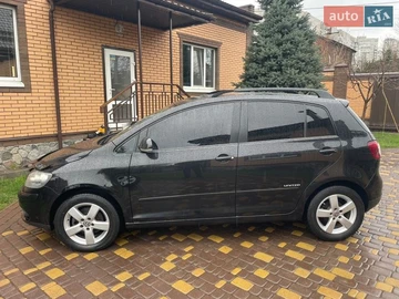 Авто Volkswagen Golf Plus 2008 № 8685527