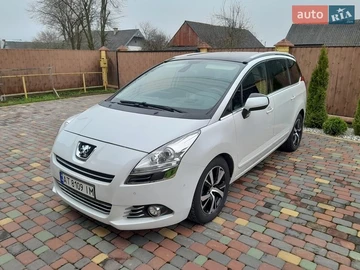 Авто Peugeot 5008 2013 № 8685557