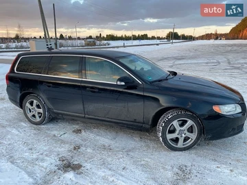 Авто Volvo V70 2011 № 8685566