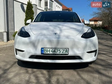 Авто Tesla Model Y 2023 № 8685707