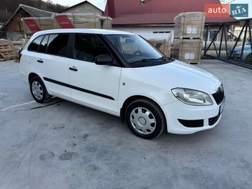 Авто Skoda Fabia 2012 № 8685744
