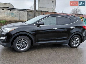 Авто Hyundai Santa Fe 2013 № 8685900