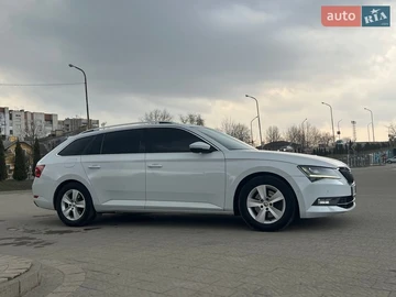 Авто Skoda Superb 2016 № 8685917