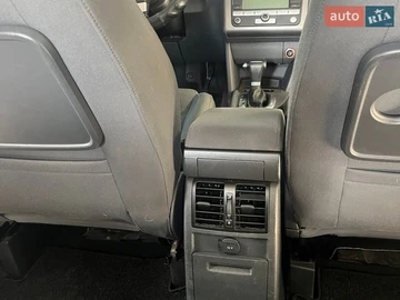 Авто Volkswagen Touran 2007 № 8686165