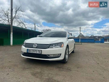 Авто Volkswagen Passat 2015 № 8686338