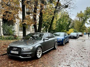 Авто Audi A4 2015 № 8686381