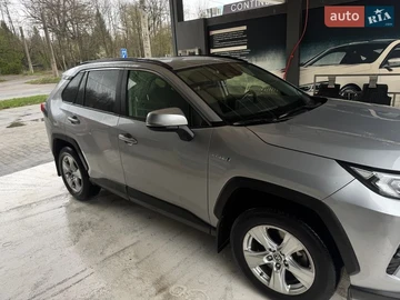 Авто Toyota Rav4 2020 № 8686434