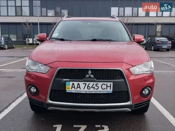Авто Mitsubishi Outlander Xl 2010 № 8686645
