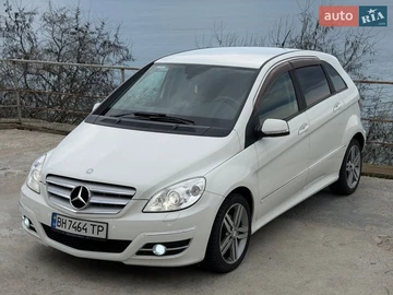 Авто Mercedes B-Class 2010 № 8686654