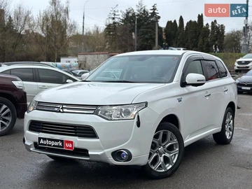 Авто Mitsubishi Outlander 2015 № 8686729