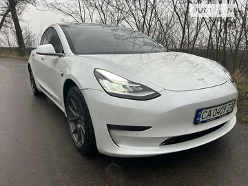 Авто Tesla Model 3 2020 № 8686761