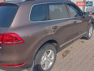 Авто Volkswagen Touareg 2012 № 8686941