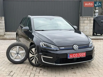 Авто Volkswagen E-Golf 2015 № 8687267