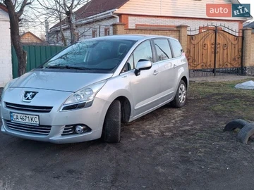 Авто Peugeot 5008 2011 № 8687288