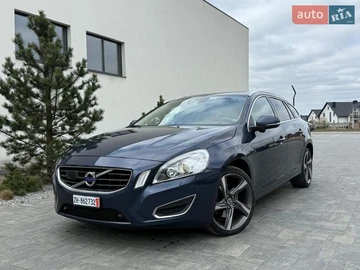 Авто Volvo V60 2011 № 8687442