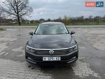 Авто Volkswagen Passat 2019 № 8687535