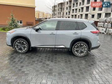 Авто Nissan Rogue 2023 № 8687728