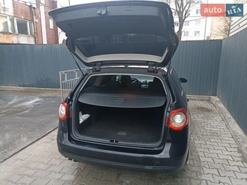 Авто Volkswagen Passat 2006 № 8687992