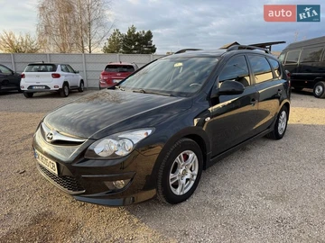 Авто Hyundai I30 2010 № 8688034