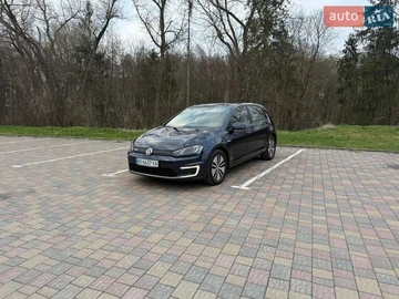 Авто Volkswagen E-Golf 2015 № 8688070