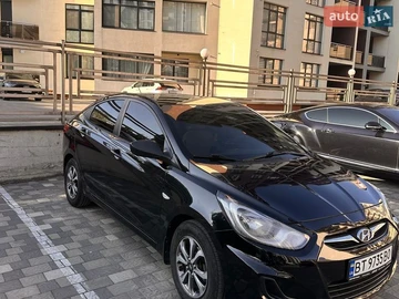 Авто Hyundai Accent 2013 № 8688085
