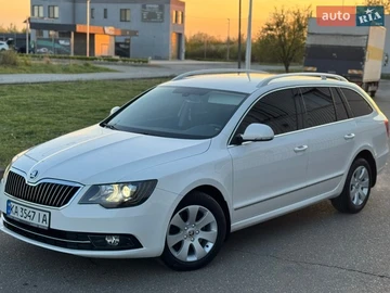 Авто Skoda Superb 2014 № 8688245