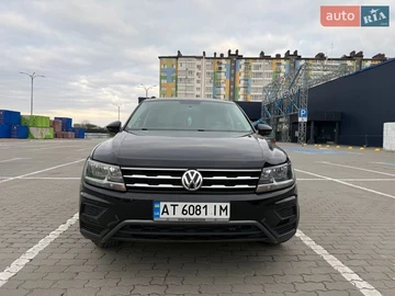 Авто Volkswagen Tiguan 2020 № 8688479