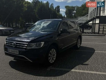 Авто Volkswagen Tiguan 2018 № 8688512