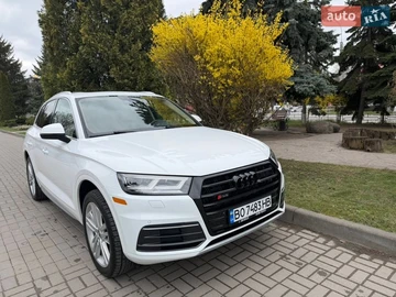 Авто Audi Q5 2017 № 8688517
