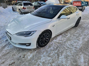 Авто Tesla Model S 2019 № 8688522