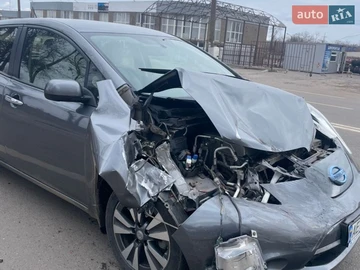 Авто Nissan Leaf 2014 № 8688647