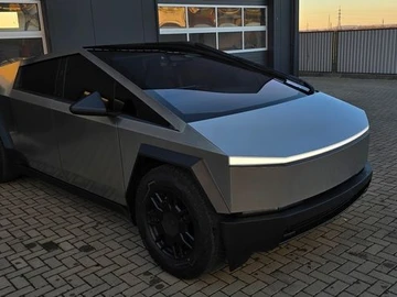Авто Tesla Cybertruck 2024 № 8688684