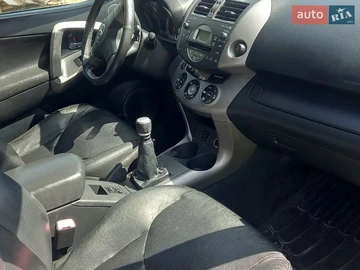 Авто Toyota Rav4 2006 № 8688757
