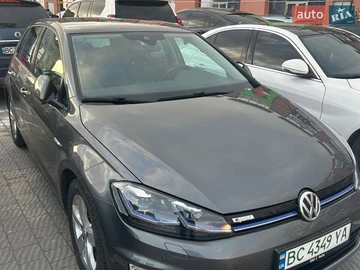 Авто Volkswagen E-Golf 2019 № 8688786
