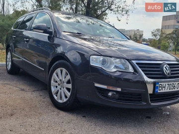Авто Volkswagen Passat 2010 № 8688909
