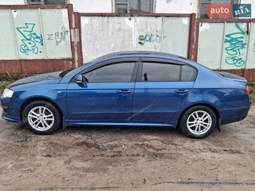 Авто Volkswagen Passat 2010 № 8689057