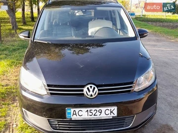 Авто Volkswagen Touran 2013 № 8689240
