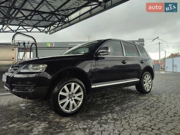 Авто Volkswagen Touareg 2005 № 8689252