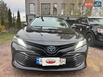 Авто Toyota Camry 2018 № 8689386