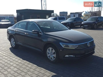 Авто Volkswagen Passat 2017 № 8689621