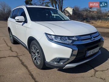 Авто Mitsubishi Outlander 2016 № 8689635