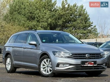 Авто Volkswagen Passat 2022 № 8689650