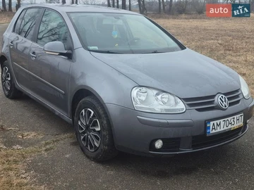 Авто Volkswagen Golf 2004 № 8689848