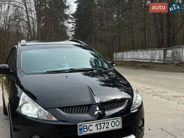 Авто Mitsubishi Grandis 2007 № 8690020