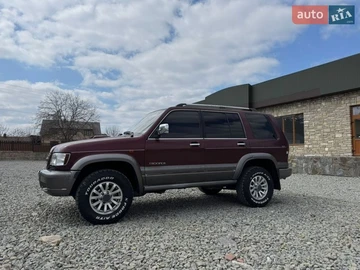 Авто Isuzu Trooper 2001 № 8690034