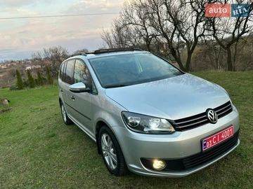 Авто Volkswagen Touran 2014 № 8690052