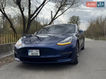 Авто Tesla Model 3 2018 № 8690239